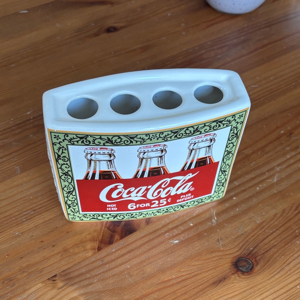 Coca-Cola Retro Ceramic 4-spot Toothbrush Holder Vintage